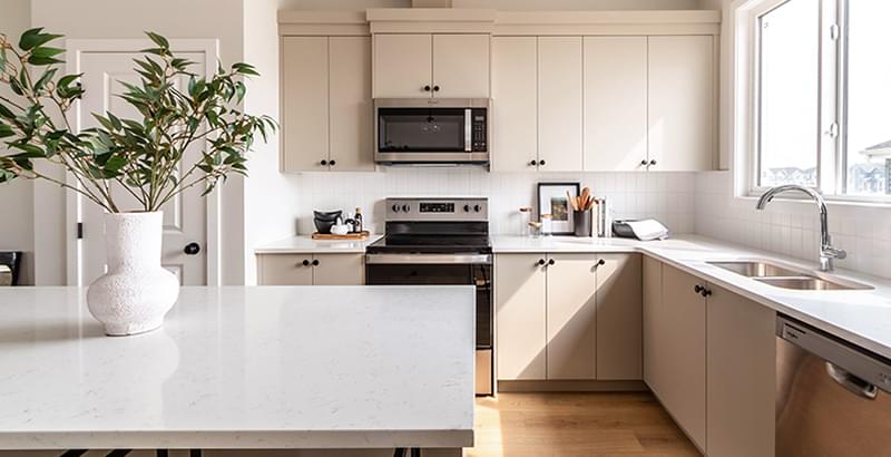 Rangeview duplex home kitchen